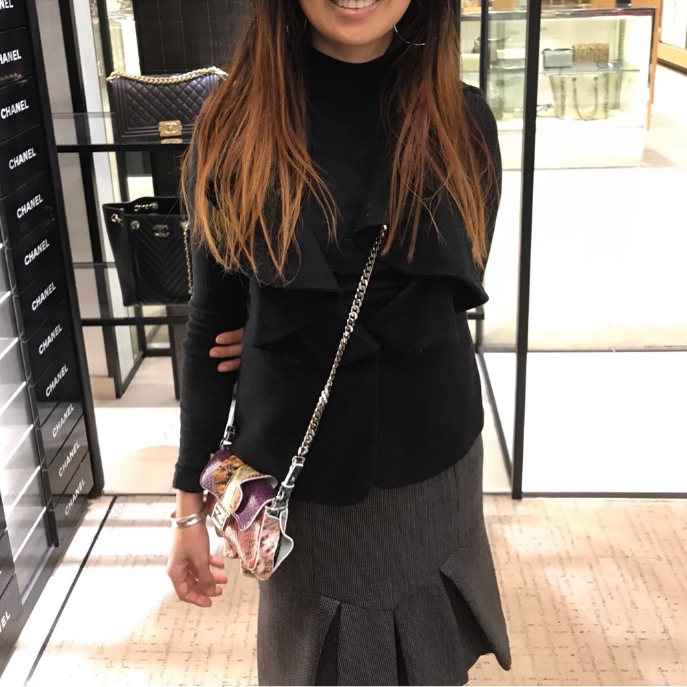 🥳🎉HOST PICK‼️🥂🎊 LTD Fendi🐍Baguette MicroWave Crossbody Bag! - Picture 15 of 15